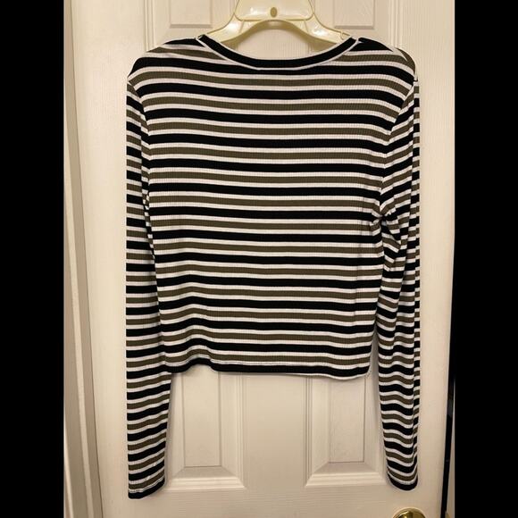 BCBGeneration Casual Crew Neck Stripe Ribbed Top size Large - Picture 3 of 5